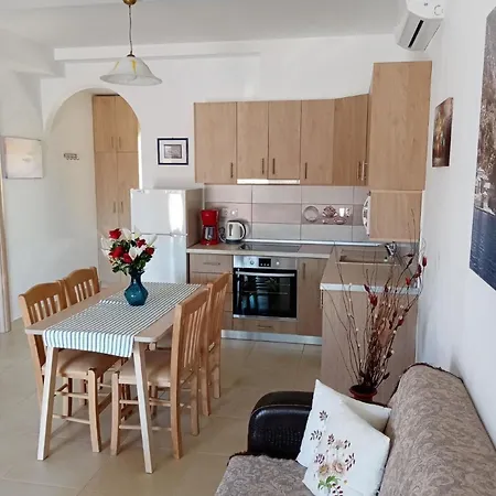 Apartment Gemuetliches Steinhaus Im Herzen Vom Malerischen Dorf *